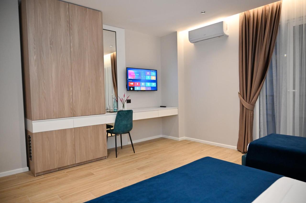 Hotel Vino Дуррес Экстерьер фото