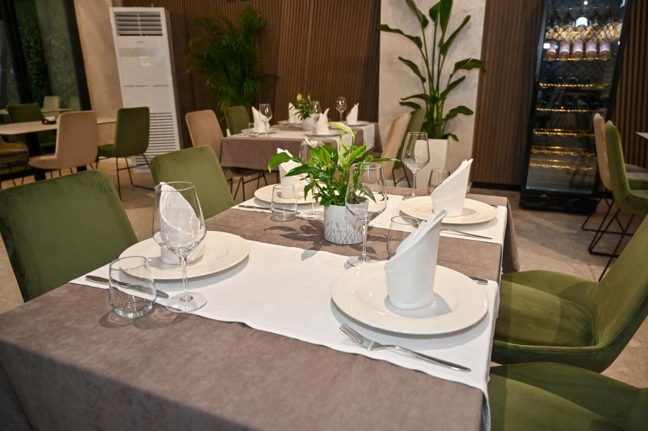Hotel Vino Дуррес Экстерьер фото